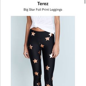Terez Big Star Print Leggings